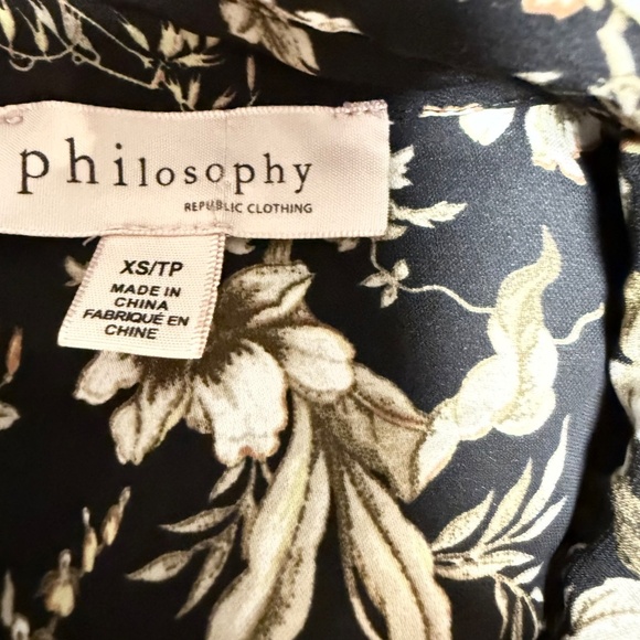 Philosophy Button Down Blouse SZ XS Floral Business Office Boho Vintage Inspired - Picture 6 of 6